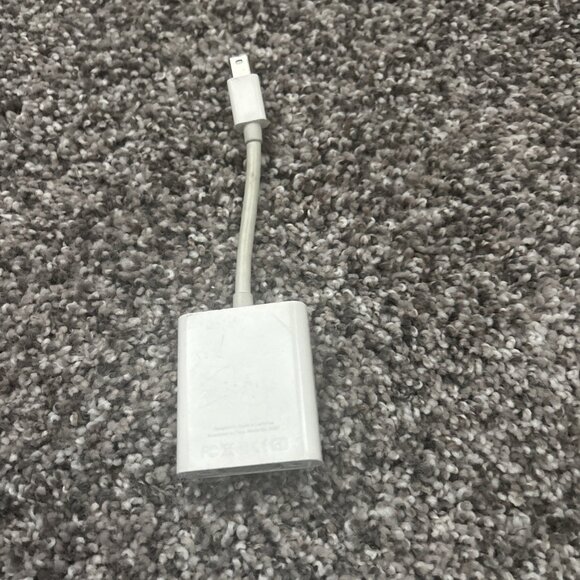 GENUINE Apple Mini DisplayPort to VGA Adapter USED-TESTED - Picture 1 of 5